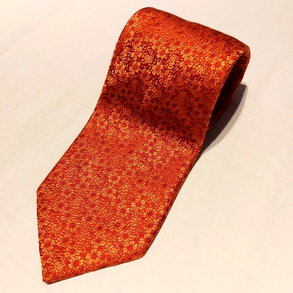 Holt Renfrew Tie 100% Silk